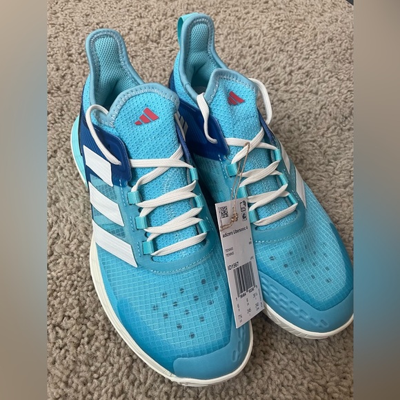 Adidas tennis/court shoe - Picture 2 of 11